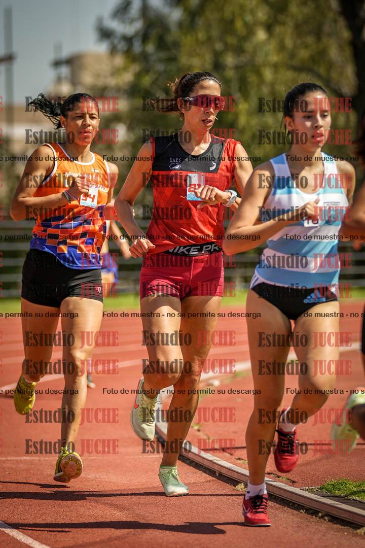 Fotos de los 1500 m llanos de mujeres