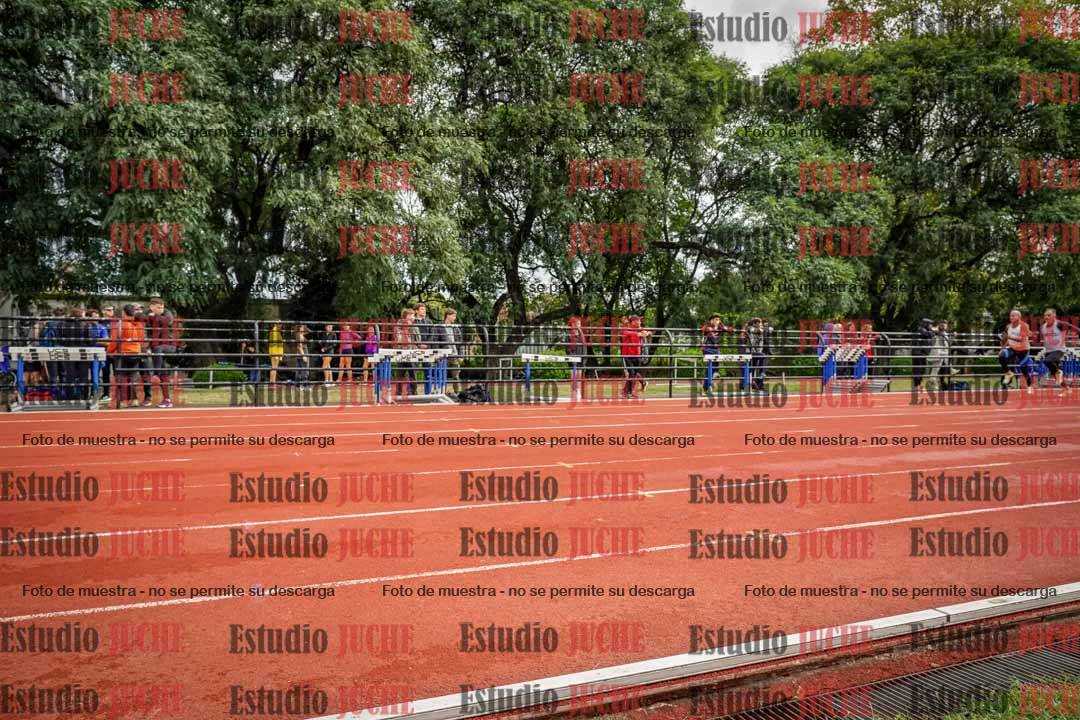 Fotos de los 100 m llanos de varones