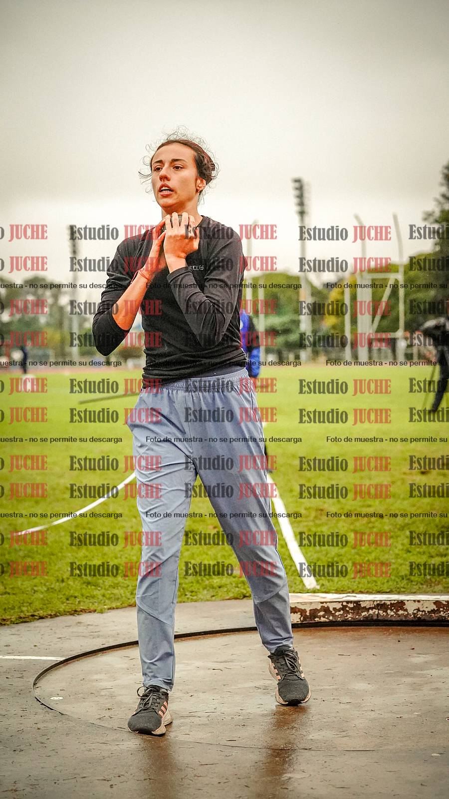 Fotos del lanzamiento de bala de mujeres - heptatlón 3