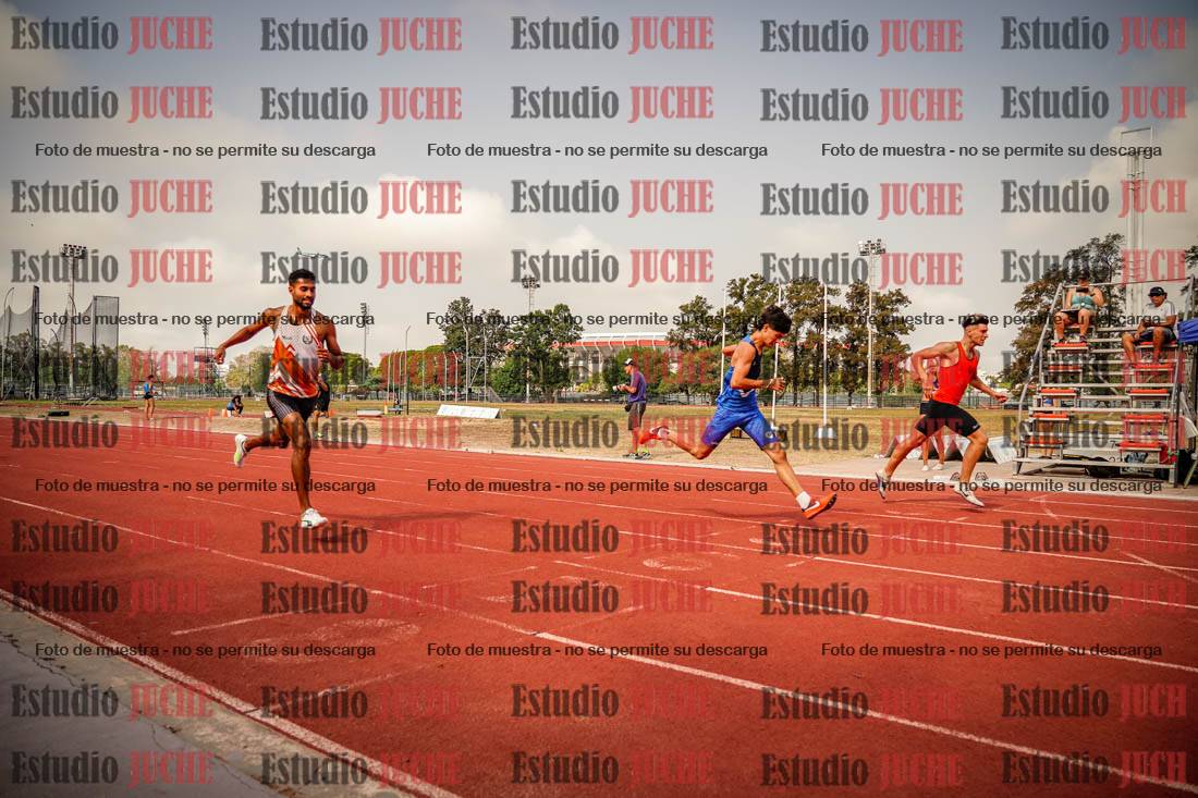 Fotos de los 400 m llanos de varones