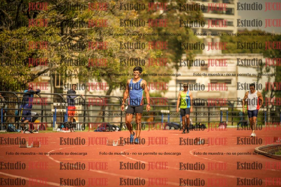 Fotos de los 200 m llanos de varones