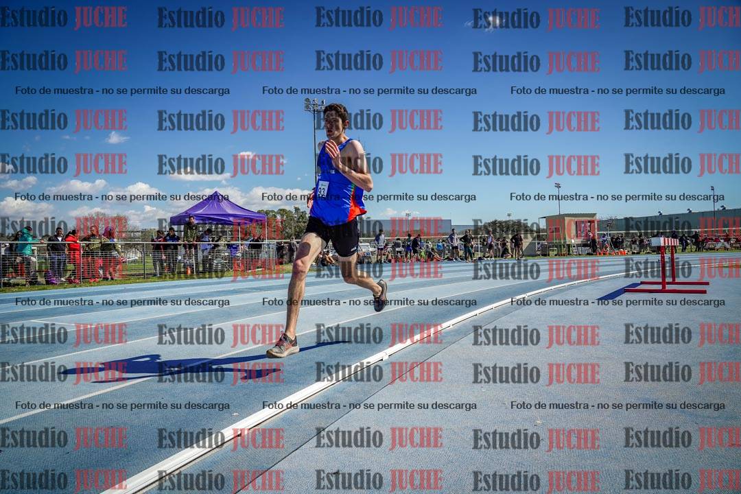 Fotos de los 800 m llanos de varones