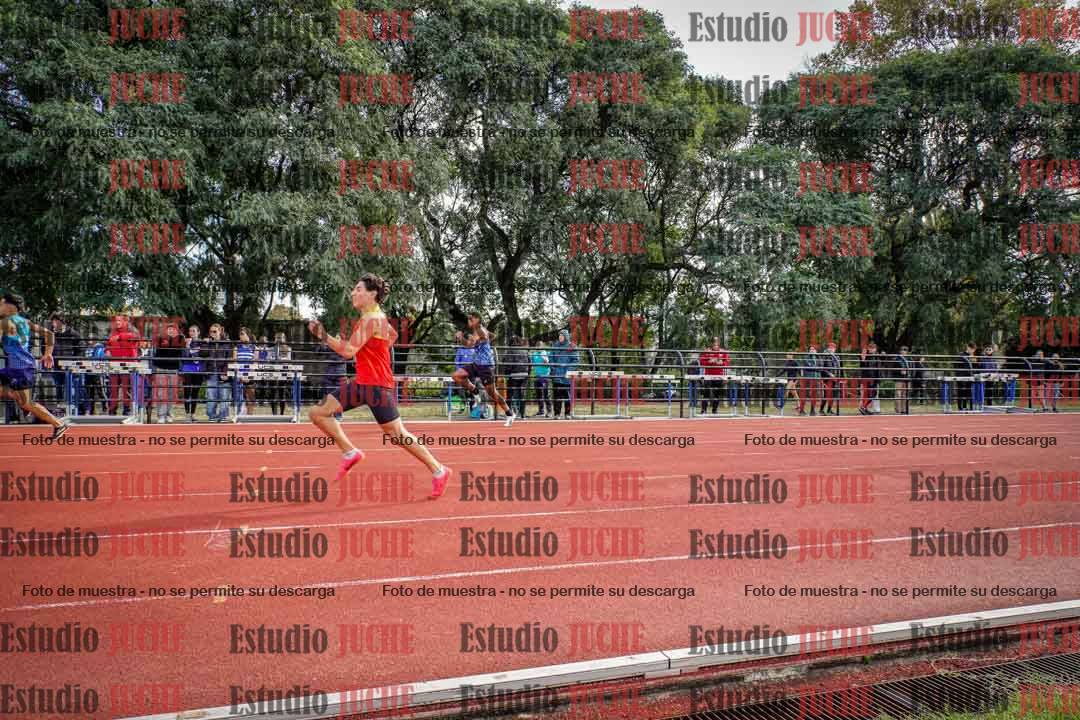Fotos de los 100 m llanos de varones