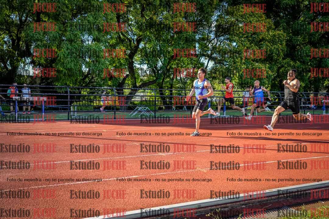 Fotos de los 100 m llanos de varones