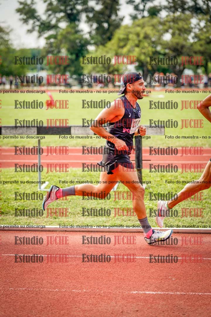 Fotos de los 3000 m llanos de varones