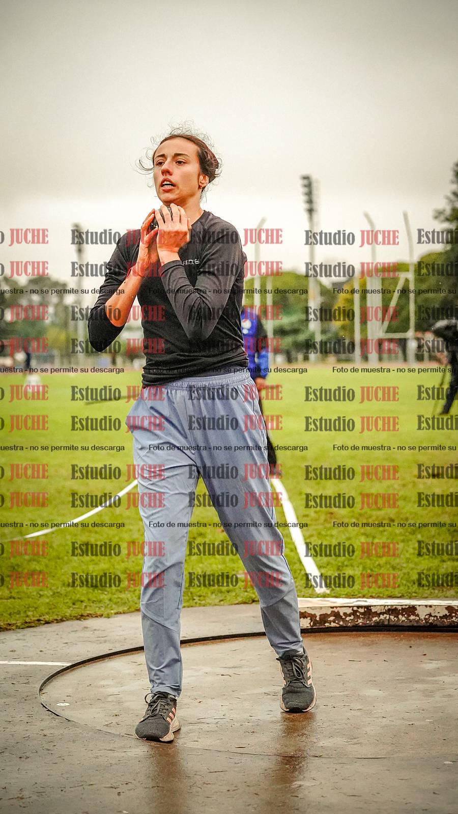 Fotos del lanzamiento de bala de mujeres - heptatlón 3