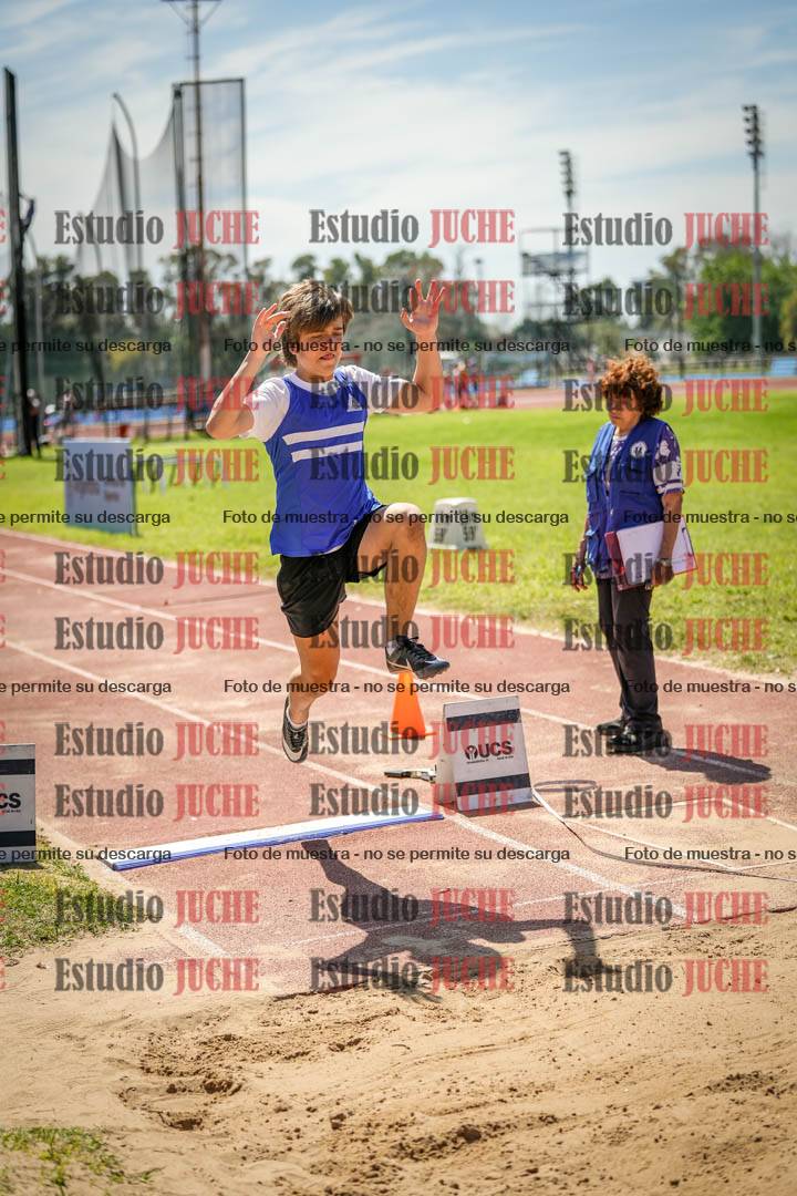 Fotos del salto en largo de varones - (incluye octatlón)