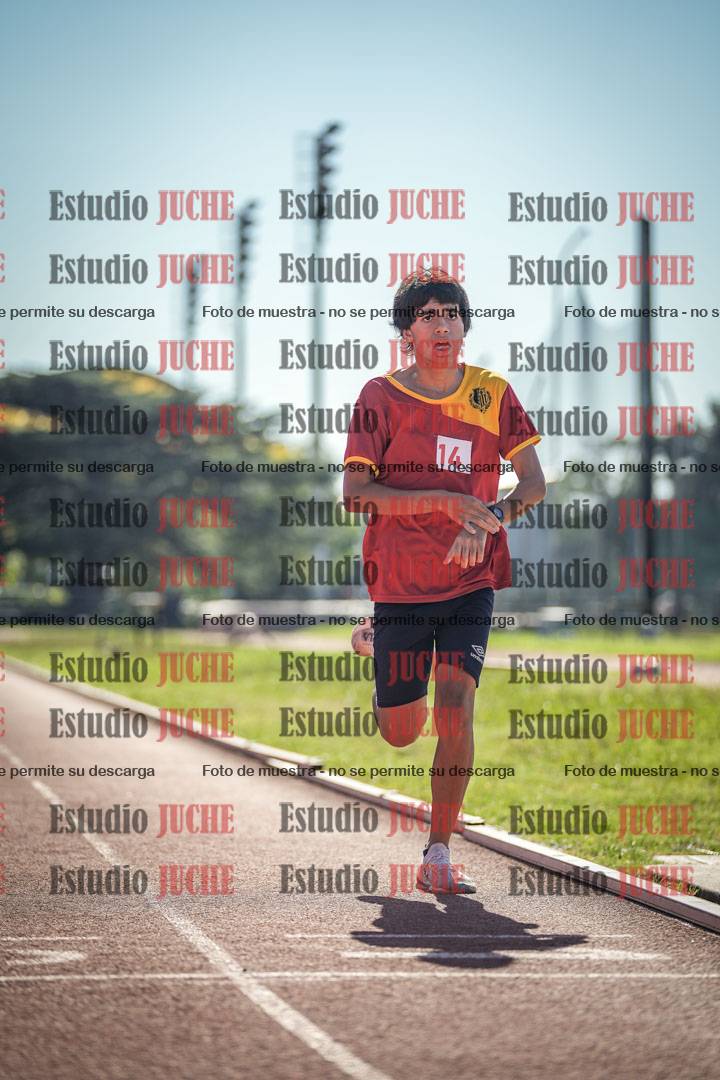 Fotos de los 2400 m llanos de varones
