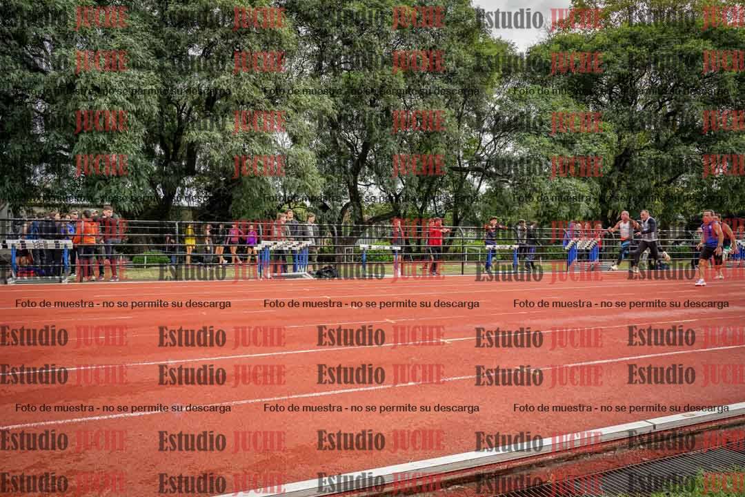 Fotos de los 100 m llanos de varones