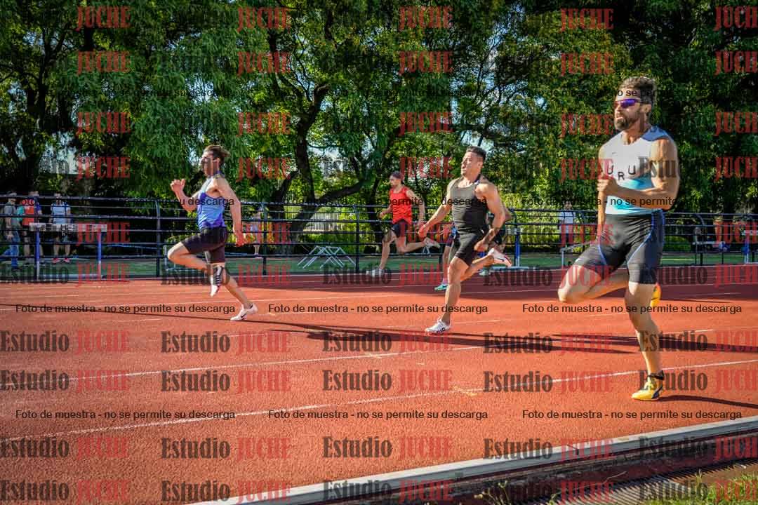 Fotos de los 100 m llanos de varones