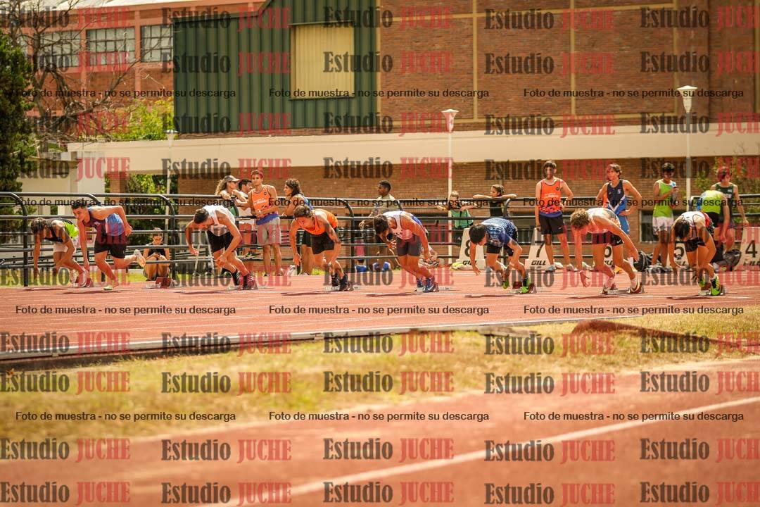 Fotos de los 100 m llanos de varones