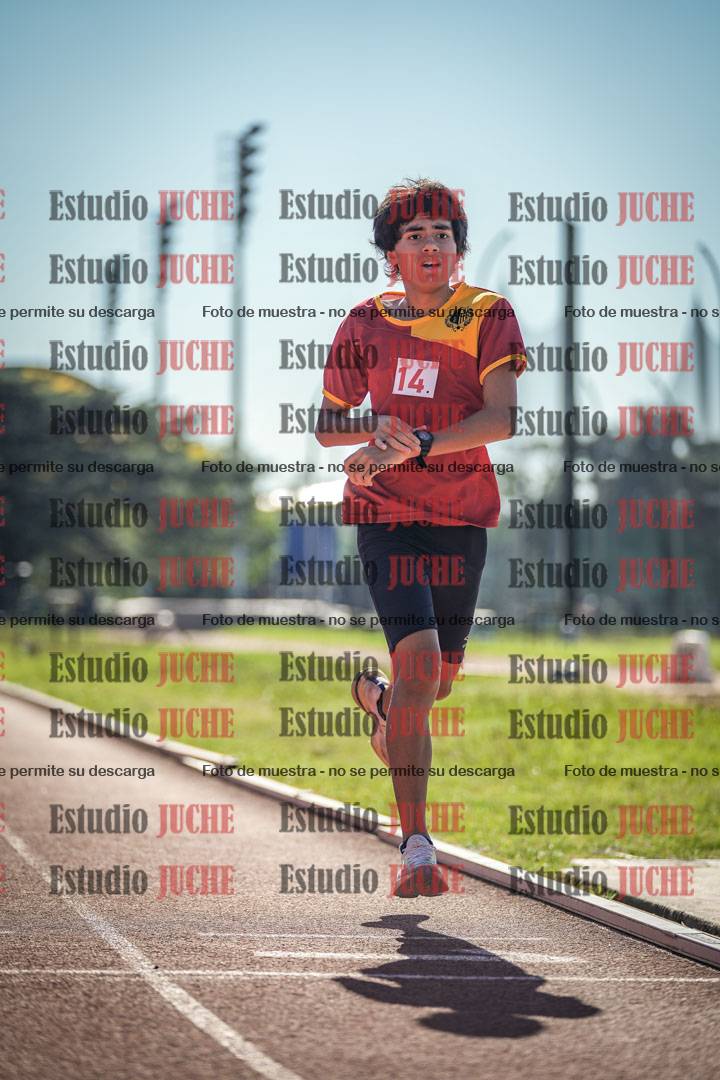 Fotos de los 2400 m llanos de varones