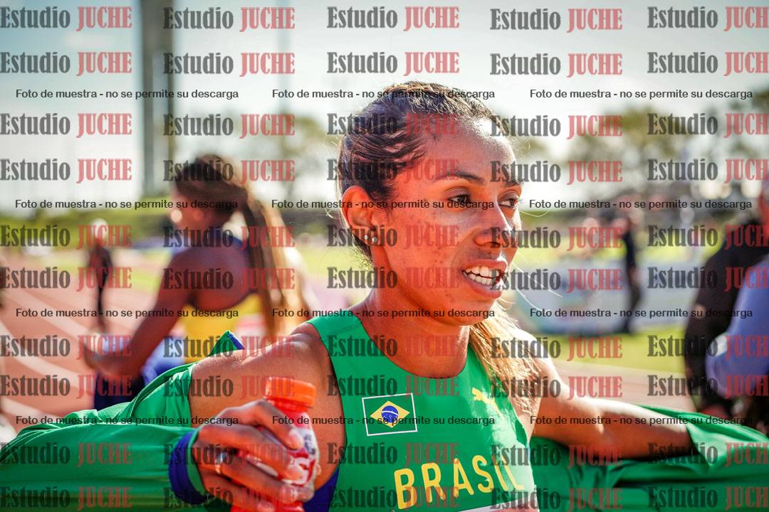 Fotos de algunos extras y podios del día 2
