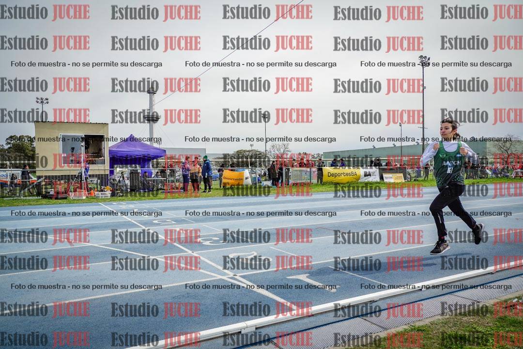 Fotos de los 800 m llanos de mujeres - U14
