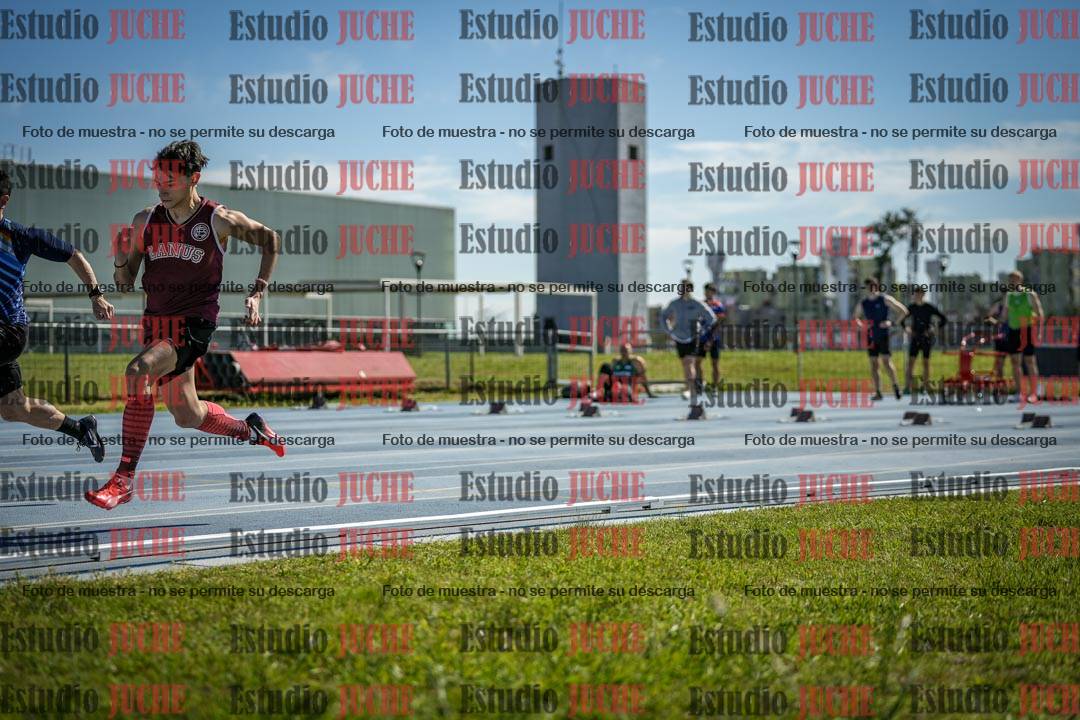 Fotos de los 100 m llanos de varones