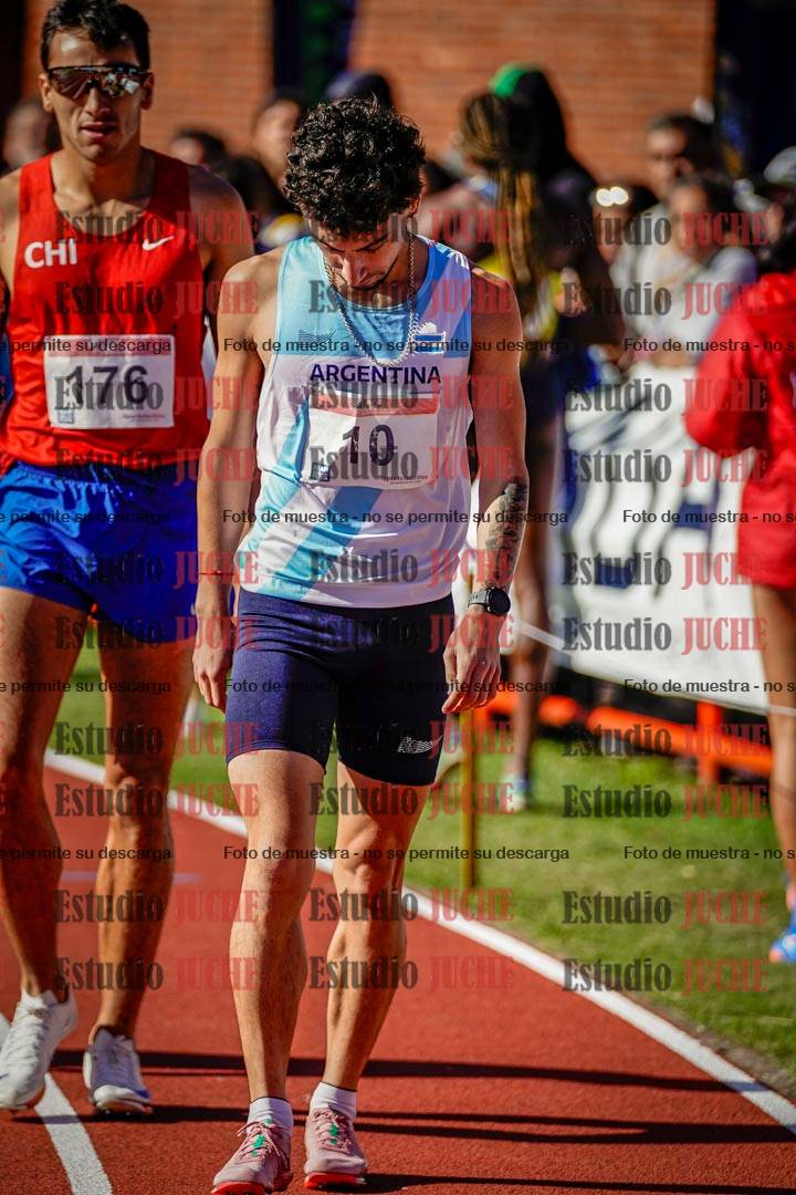 Fotos de los 800 m llanos de varones
