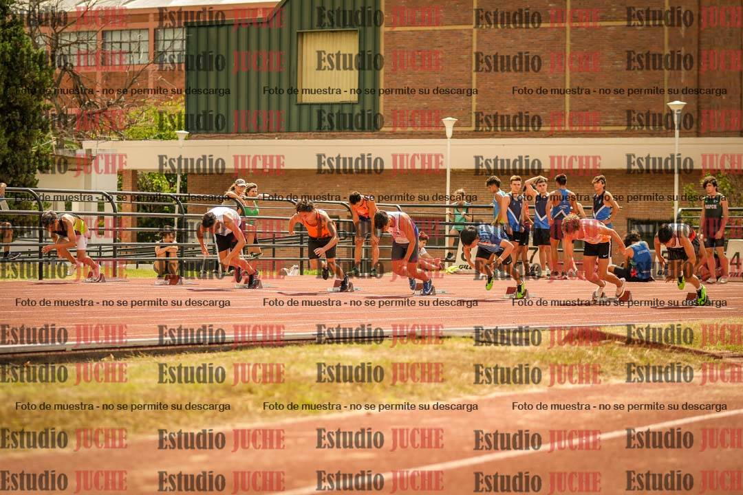 Fotos de los 100 m llanos de varones