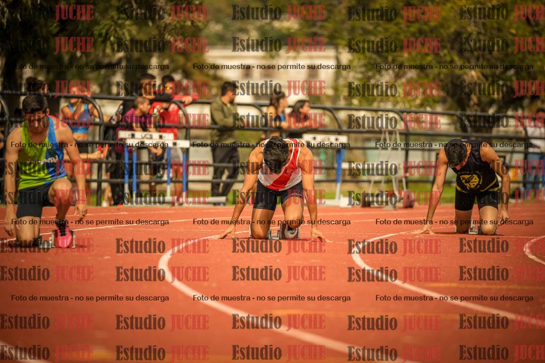 Fotos de los 200 m llanos de varones