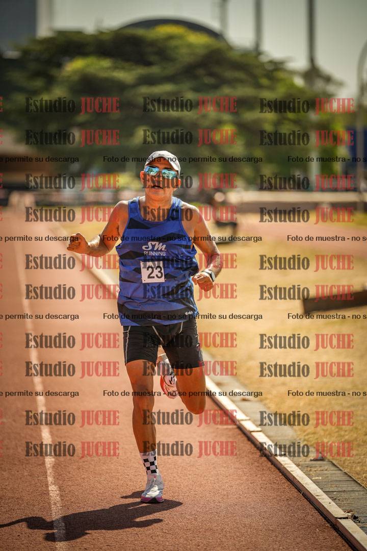 Fotos de los 3000 m llanos de varones