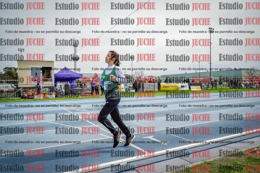 Fotos de los 800 m llanos de mujeres - U14