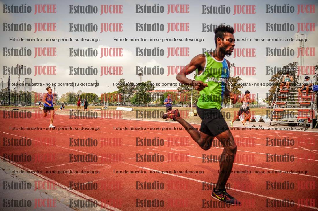 Fotos de los 400 m llanos de varones