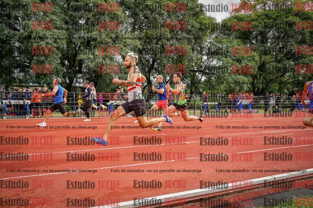 Fotos de los 100 m llanos de varones