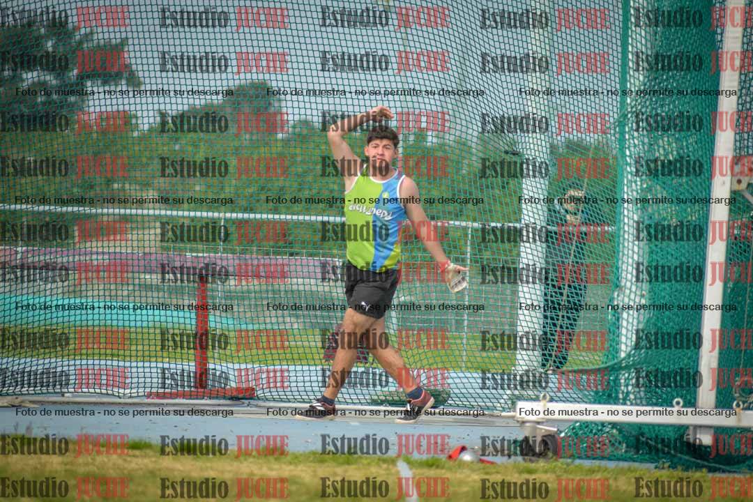 Fotos del lanzamiento de martillo de varones