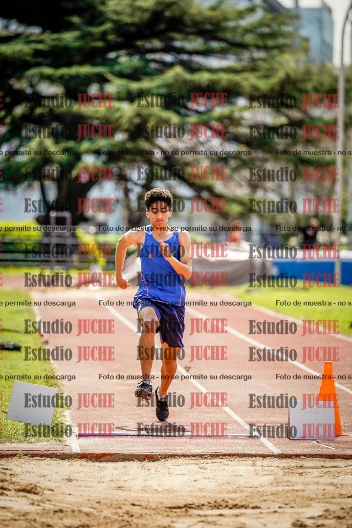 Fotos del salto en largo de varones - octatlón 2