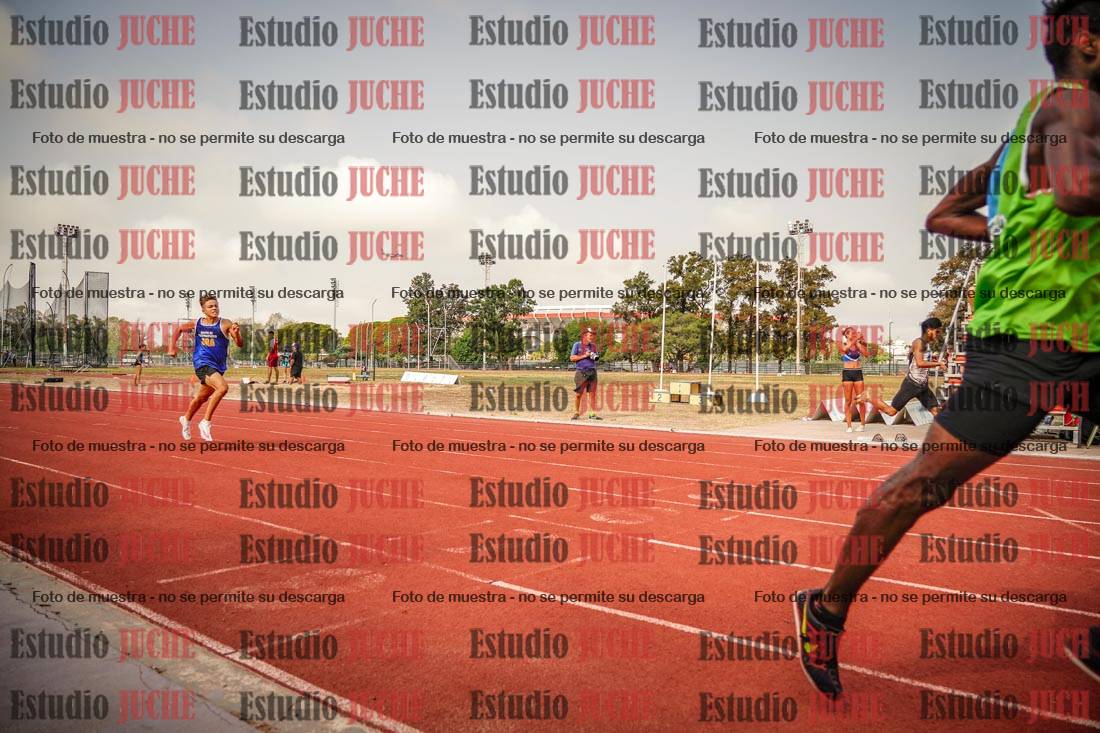 Fotos de los 400 m llanos de varones