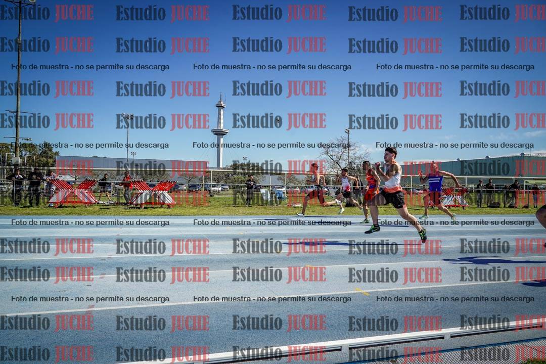 Fotos de los 100 m llanos de varones
