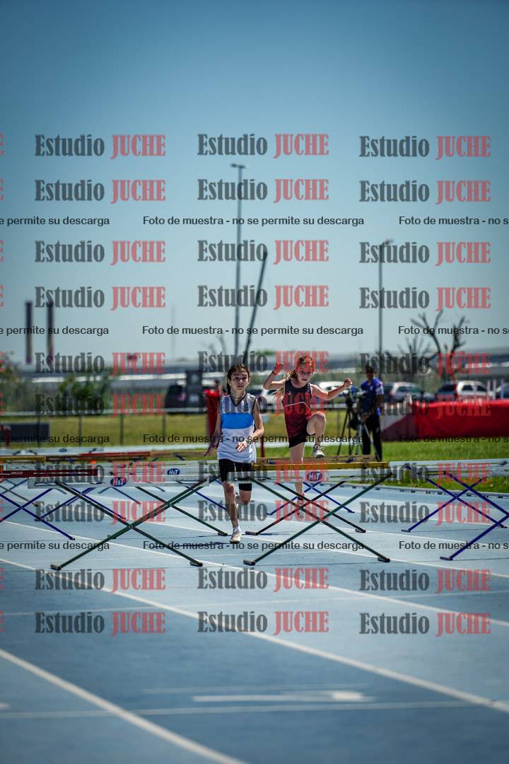Fotos de los 60 m con vallas de mujeres