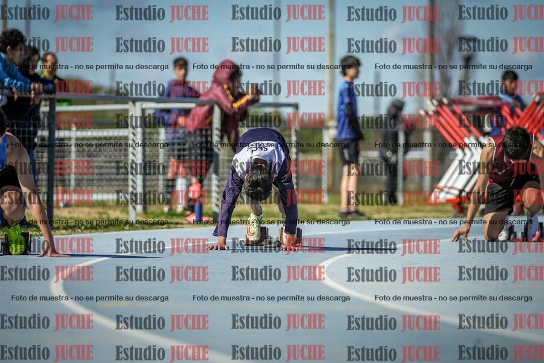 Fotos de los 200 m llanos de varones