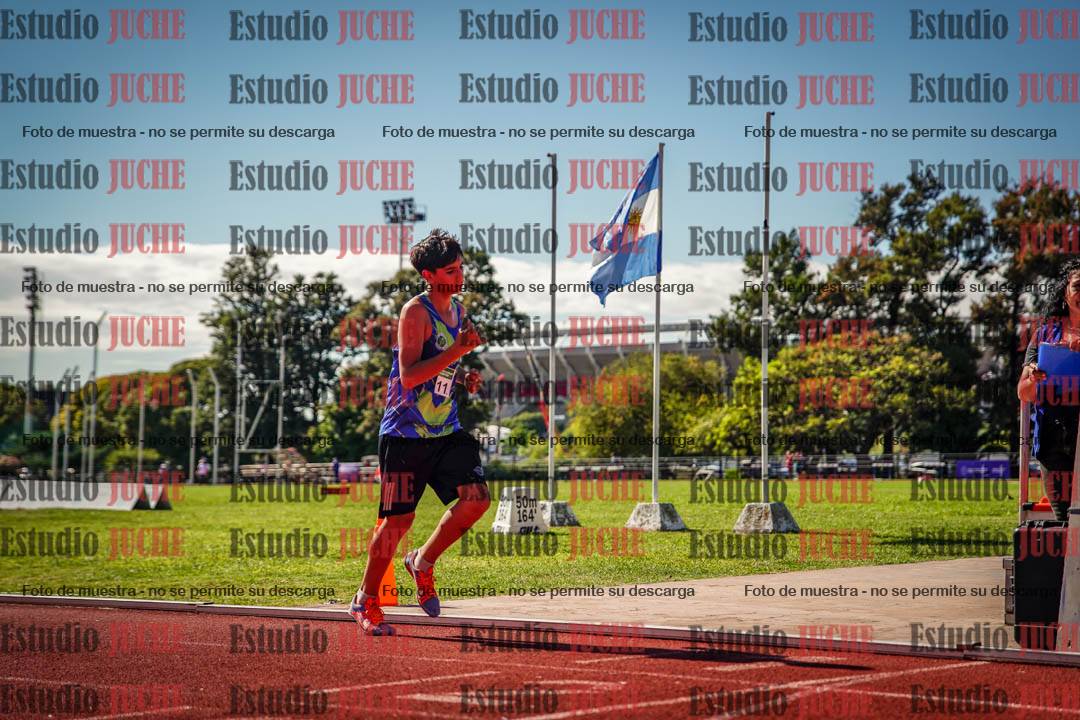Fotos de los 2400 m de varones