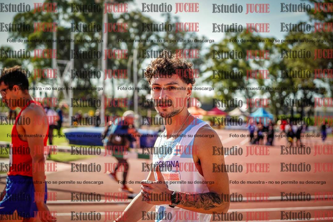 Fotos de los 800 m llanos de varones