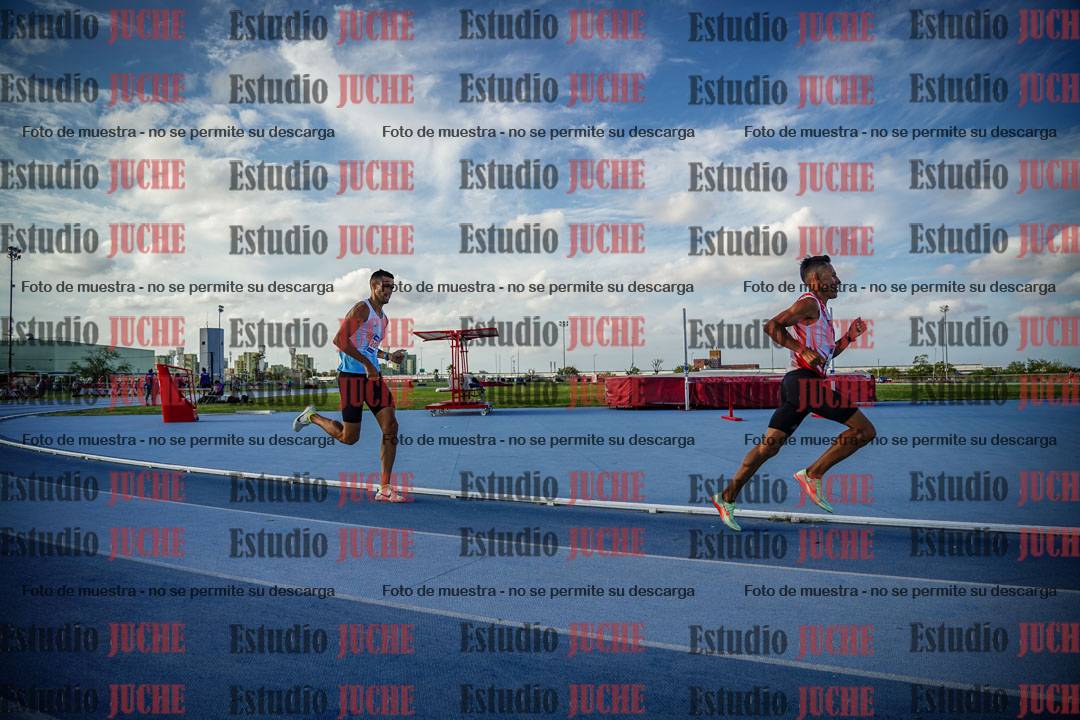 Fotos de los 800 m llanos de varones