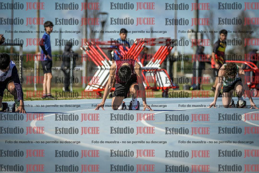 Fotos de los 200 m llanos de varones