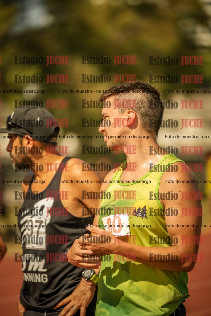 Fotos de los 3000 m llanos de varones