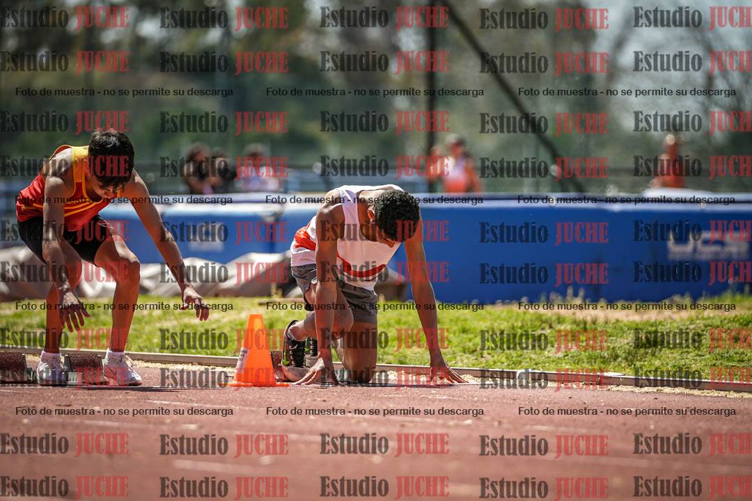 Fotos de los 80 m llanos de varones