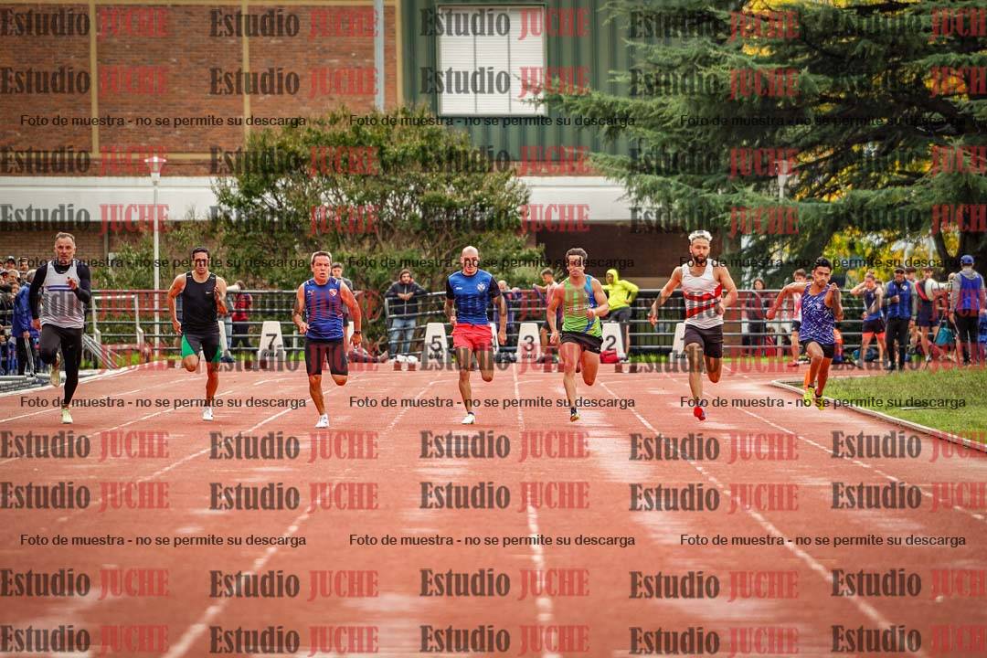 Fotos de los 100 m llanos de varones