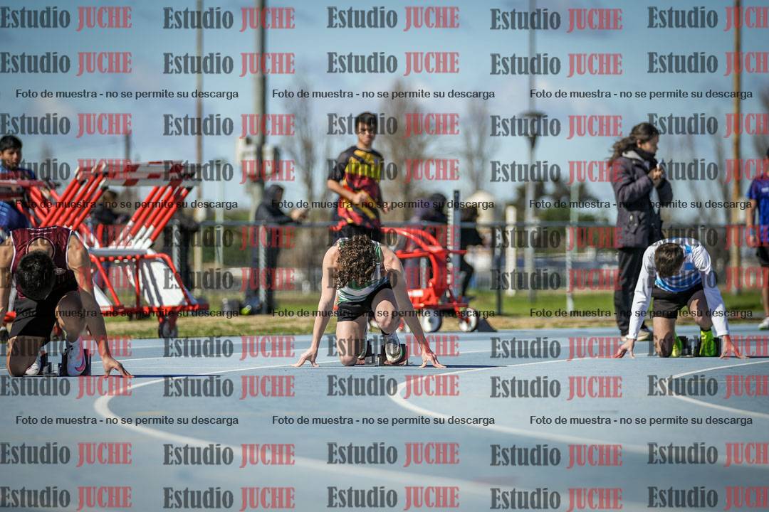 Fotos de los 200 m llanos de varones