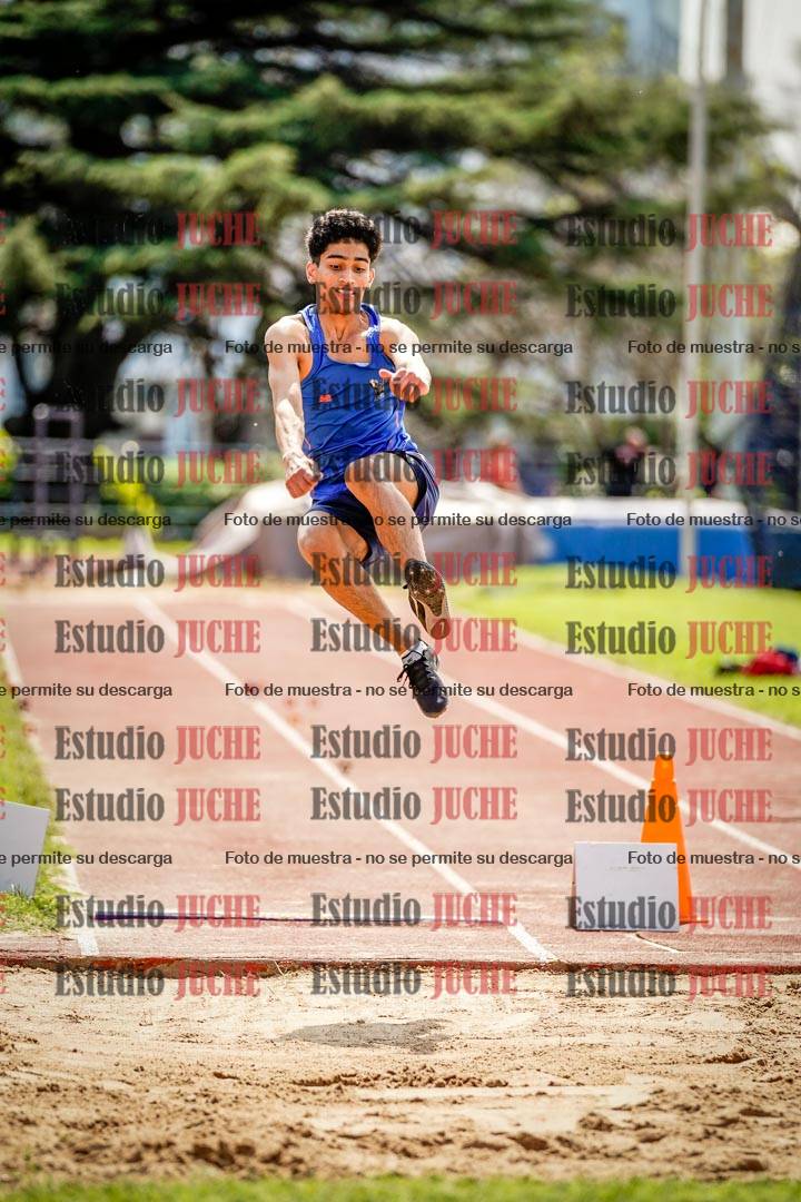 Fotos del salto en largo de varones - octatlón 2