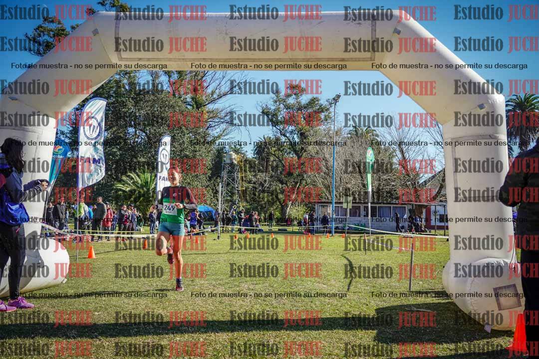 Fotos de la llegada del cross de 6000 m