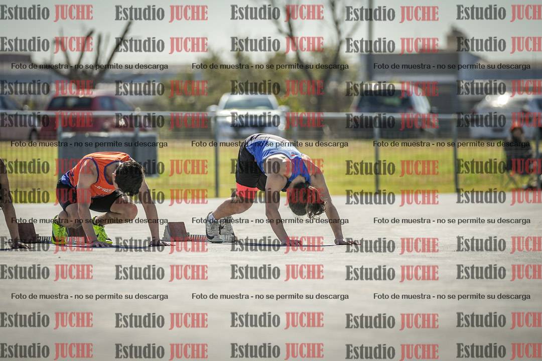 Fotos de los 100 m llanos de varones