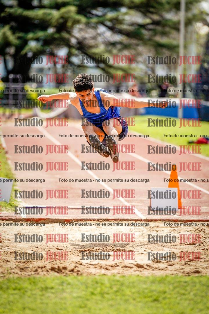 Fotos del salto en largo de varones - octatlón 2