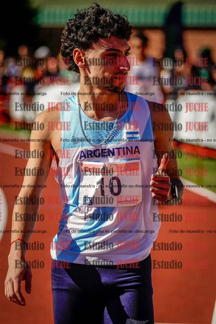 Fotos de los 800 m llanos de varones