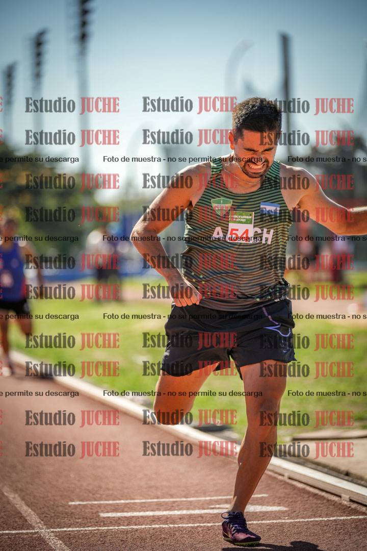 Fotos de los 800 m llanos de varones