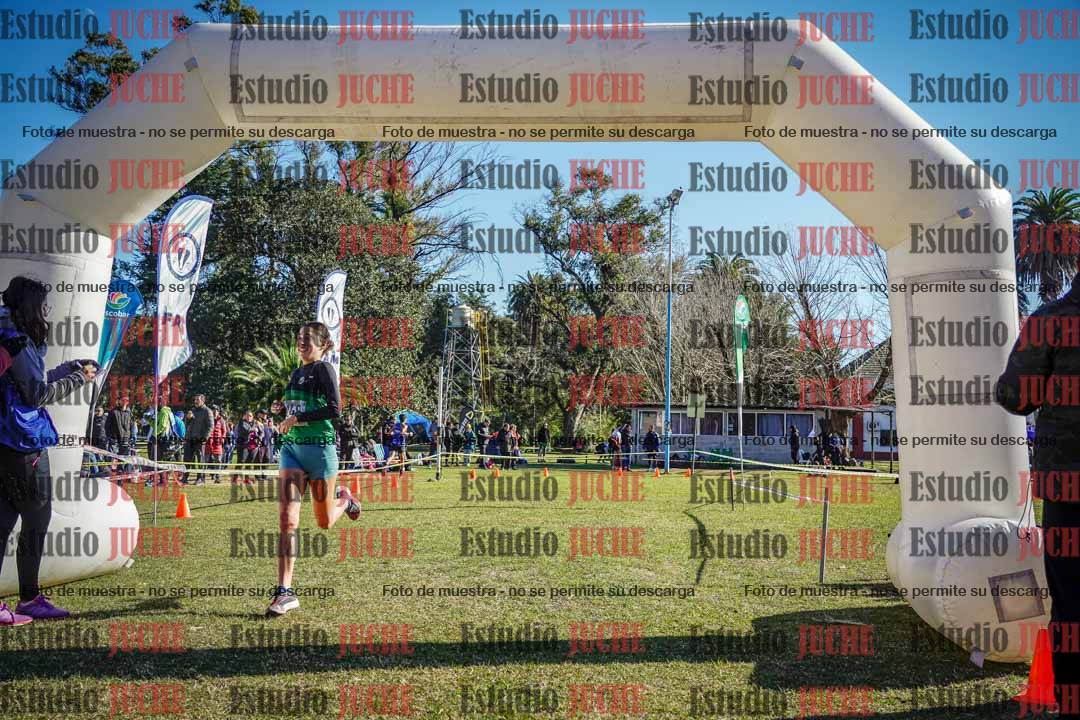 Fotos de la llegada del cross de 6000 m