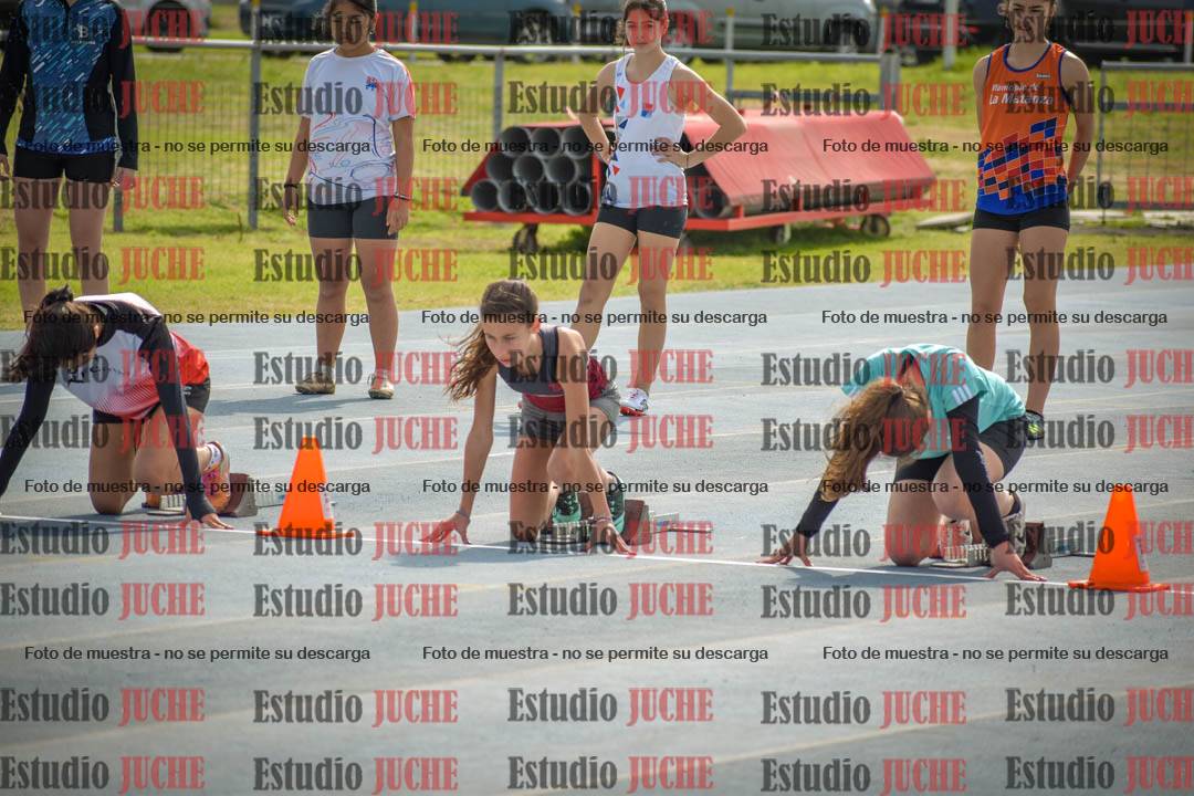 Fotos de los 80 m llanos de mujeres