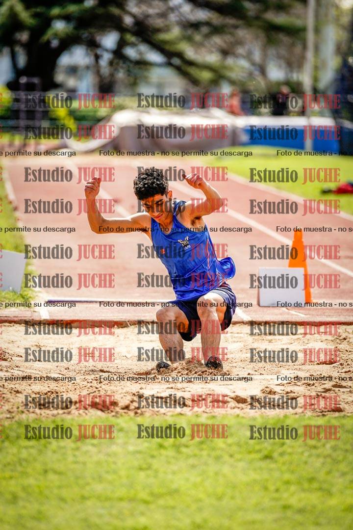 Fotos del salto en largo de varones - octatlón 2
