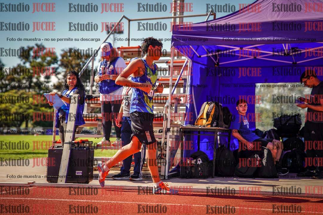 Fotos de los 2400 m de varones